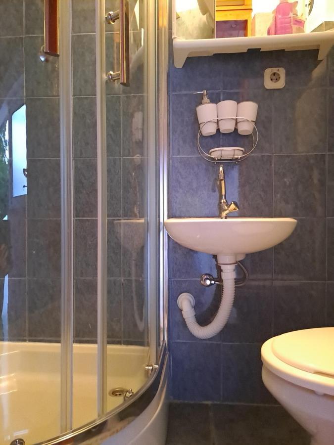 Apartment Eka โมสตาร์ ภายนอก รูปภาพ